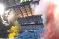 Fanii echipei Legia Varsovia au facut show la un meci de campionat, iar fotbalistii s-au facut de ras - VIDEO