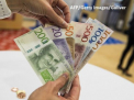 Statul UE care renunta la cash. Prima tara din lume care nu va mai folosi bani lichizi