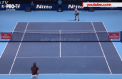 Duelul generatiilor la Turneul Campionilor. Roger Federer l-a invins pe tanarul Alexander Zverev si s-a calificat in semifinalele turneului - VIDEO
