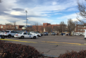 Focuri de arma in parcarea unei scoli din Denver. Trei persoane au fost ranite