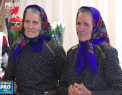 S-au nascut la diferenta de doar cateva ore si de atunci sunt de nedespartit. Doua surori gemene din Straseni au ajuns la varsta de 80 de ani, iar copiii si nepotii le-au organizat o sarbatoare pe cinste - VIDEO