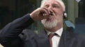 Un fost lider militar bosniac, judecat la Haga pentru crime de razboi, a inghitit otrava in timpul procesului - VIDEO
