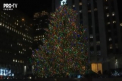 Bradul de Craciun a fost aprins si la New York. Ceremonia a adunat mii de oameni la Rockefeller Center - VIDEO