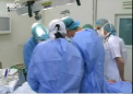 Bebelusul care s-a nascut cu un viciu cardiac si organele pozitionate invers a pierdut lupta cu viata. Ieri, micutul a fost inmormantat, iar mama acestuia spune ca se va plange la Procuratura
