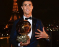 L-a egalat pe Messi. Cristiano Ronaldo a primit al 5-lea Balon de Aur: "Sunt fericit. Este ceea ce urmaresc in fiecare an" - VIDEO