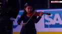 O fetita de 10 ani a interpretat formidabil, la vioara, imnul SUA inainte de meciul echipei de hochei New York Rangers - VIDEO