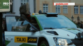 Un taxi cum mai rar vezi. Un pilot de raliuri din Cehia le-a oferit o cursa de neuitat mai multor locuitori din orasul Praga - VIDEO