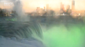 Temperaturile foarte scazute din America de Nord au creat un adevarat spectacol al naturii. Cascada Niagara a inghetat partial, oferind o frumusete rara - VIDEO