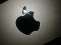 Pretul metalului indispensabil pentru iPhone s-a triplat. Pentru Apple, este mai pretios ca aurul