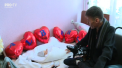 Cei doi tineri aflati in scaune cu rotile au devenit parinti. Natalia a adus pe lume un baietel sanatos, iar Valeriu a venit sa-i ia"¦acasa. De fapt, la azilul care le tine loc de casa - VIDEO