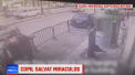 Scene incredibile in Egipt. Un politist a reusit sa prinda un copil cazut de la etajul 3 al unei cladiri