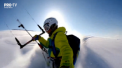 A fost distractie la inaltime in Sinaia. Peste o suta de iubitori de sporturi extreme pe partie s-au aventurat pe crestele muntilor si s-au bucurat din plin de snowkiting - VIDEO
