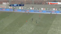 Tragicomedie la un meci din Campionatul Romaniei. Doi jucatori s-au ciocnit cap in cap, iar unul a inceput sa sangereze - VIDEO