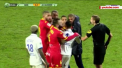 Doi fotbalisti din aceeasi echipa s-au luat la bataie in timpul unui meci din Franta