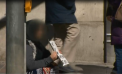 Cersetori romi din Romania, pe strazile din Toronto. "Sustin ca sunt refugiati"