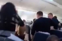 Bataie intre doi pasageri in avion, dupa ce unul dintre ei a urcat beat - FOTO