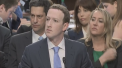 Mark Zuckerberg a depus marturii in fata senatorilor americani.Timp de cinci ore acesta a explicat cum a fost posibil ca Facebook sa fie folosit pentru propaganda: "A fost o eroare si imi pare rau" - VIDEO