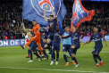 S-au distrat cu rivalii si i-au luat trofeul. PSG a devenit campioana Frantei dupa victoria categorica in fata echipei AS Monaco - VIDEO