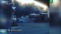 Incendiu devastator la o piata din orasul rus Nalicik. O portiune de peste trei mii de metri patrati a fost cuprinsa de flacari uriase, dupa ce acoperisul unei hale s-a aprins - VIDEO