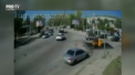 Accident teribil in orasul ucrainean Dnepr. O persoana a murit, iar trei au fost ranite, dupa ce un camion caruia i-ar fi cedat frana a intrat cu viteza in 13 masini, dupa care s-a oprit intr-un zid - VIDEO