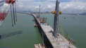 China a inaugurat cel mai lung pod maritim din lume. Cu o lungime de 55 de kilometri, constructia imensa a costat 20 de miliarde de dolari si uneste China cu Hong Kong si Macau - VIDEO