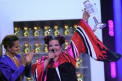 Castigatoarea Eurovision 2018 a spart trofeul primit in finala competitiei