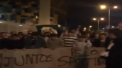 Imagini cutremuratoare. Jucatorii si staff-ul tehnic al clubului portughez Sporting au trait clipe de groaza, dupa ce au fost atacati chiar de suporterii echipei
