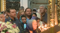 Credinciosii care sarbatoresc astazi Inaltarea Domnului, numita in popor si Ispasul au mers la biserica pentru a sfinti cozonac si oua rosii. Voronin: "La biserica asa se umbla, cu sufletul" - VIDEO