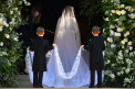 Nunta regala. Meghan Markle a purtat o rochie de mireasa Givenchy