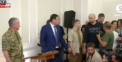 Barbatul suspectat ca a organizat tentativa de omor asupra jurnalistului rus, Arkadii Babcenko a fost adus in fata judecatorilor, unde urmeaza sa i se emita mandat de arestare - VIDEO