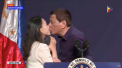 Presedintele din Filipine a sarutat o femeie pe gura la un eveniment: "Esti singura?" - VIDEO