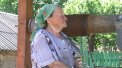 Din cauza salariilor mici, sute de sate din Moldova nu au medici de familie. Oamenii se plang ca pentru o consulatie, trebuie sa parcurga kilometri intregi pana in satele vecine ori spitalele raionale: "Ne cumparam pastile, bem ceaiuri" - VIDEO