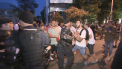 Proteste de amploare au cuprins intreaga Romanie. Mii de oameni s-au strans pe Piata Victoriei pentru a protesta impotriva modificarilor in Codul Penal - VIDEO