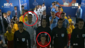 Un copil din Moldova a insotit pe teren arbitrul principal al partidei dintre Portugalia-Uruguay la Mondial. A stat la doar cativa metri de Ronaldo. Totul, datorita unui concurs pe Facebook - VIDEO