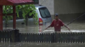 Pagubele produse de inundatii din Romania. In Vaslui s-a rupt o bucata dintr-un drum judetean: "Crater de 1 metru" - VIDEO