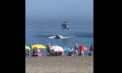 Scene de film in Malaga. Un traficant de droguri si-a abandonat barca si a fugit printre turisti - VIDEO