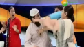 Cleric musulman, arestat dupa ce a palmuit o activista pentru drepturile femeilor. Momentul cand o ia la palmuit - VIDEO