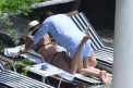 Sharapova, imagini fierbinti in vacanta alaturi de iubitul miliardar. Cum au fost surprinsi la plaja - FOTO