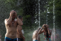 Canicula in Europa. Trei morti in Spania, record de temperatura in Portugalia, stare de alerta in Franta - VIDEO