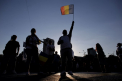A treia zi de proteste in Piata Victoriei. Sunt peste 2.000 de oameni in fata Guvernului din Romania - LIVE VIDEO