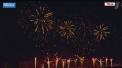 Explozie de culoare deasupra Moscovei. Mii de oameni au stat cu ochii tintiti spre cer si au urmarit zecile de focuri de artificii, ce au creat o atmosfera feerica - VIDEO