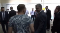 Motivul pentru care Petro Porosenko i-a smuls microfonul unui jurnalist - VIDEO