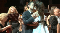 Spectacol de nedescris in ultima zi a festivalului "Maria Biesu". Renumita soprana Valentina Nafornita a oferit un moment unic, dupa ce s-a sarutat cu un artist din Peru - VIDEO