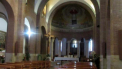 O romanca s-a dezbracat in biserica in fata unui preot de 80 de ani si a sarit pe el! Detalii incredibile de la noul caz care a socat Italia