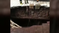 Moment socant surprins intr-un oras din China. O portiune de trotuar s-a surpat din senin si a inghitit patru persoane - VIDEO