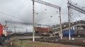 Imagini socante, surprinse in Rusia. Un pod s-a prabusit, chiar in timp ce un camion trecea pe acolo. Soferul a fost ranit si a ajuns la spital - VIDEO