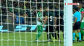 Fostul jucator al echipei Steaua Bucuresti a devenit protagonistul unei faze incredibile in timpul unui meci, in Columbia. Dayro Moreno s-a certat cu un coechipier - VIDEO