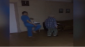Mai multi infermieri de la un spital de psihiatrie din orasul rus Celeabinsk s-au filmat cum lovesc un pacient internat acolo. Imaginile au ajuns in vizorul politiei - VIDEO