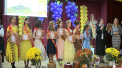Pe scena scolii ca pe cele mai mari podiumuri. Elevele clasei a patra de la liceul Natalia Dadiani au concurat pentru titlul de Miss Tomnita: au exersat proba de talente, au invatat dansuri si si-au scris discursuri - VIDEO