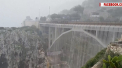 Un pod din Italia s-a transformat intr-o cascada in urma inundatiilor. Imaginile au devenit virale pe internet - VIDEO